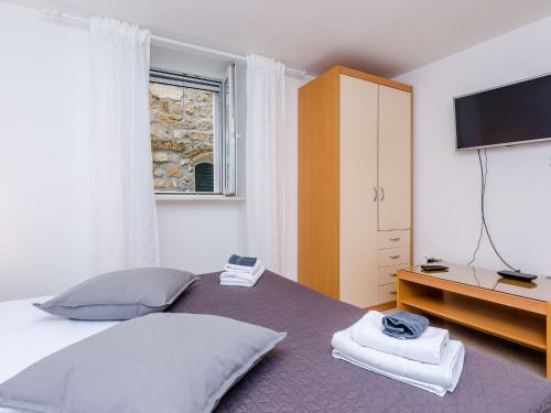 Apartment Domix - Two Bedroom Apartment