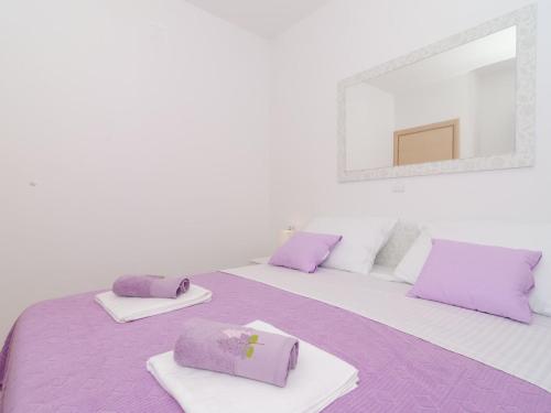 Apartments Marmo - One Bedroom Apartment with Balcony and Sea View Apartman 1