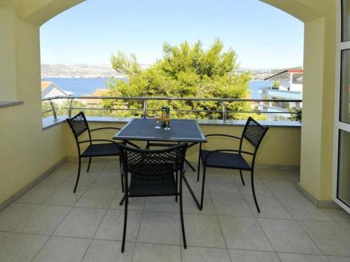 Apartments Villa Moonlight - One Bedroom Apartment with Sea View Balcony Junior