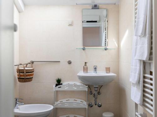Apartments Subrenum - Comfort Two Bedroom Apartment with Terrace and Sea View A2