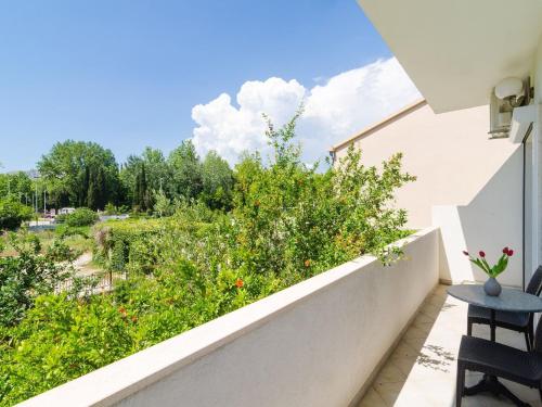 Apartments & Rooms Bari i - Studio Apartment with Balcony and Garden View Second Floor -APT 13