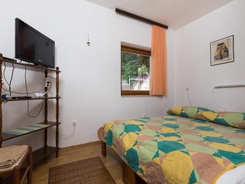 Apartments Kisic - Two-Bedroom Apartment with Terrace prizemlje