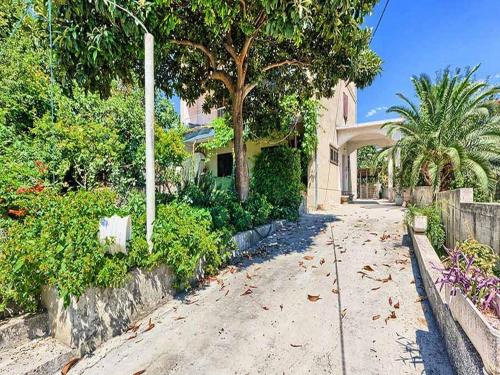 Apartment Lucija - Three Bedroom Apartment with Balcony