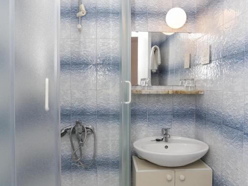Lapad View Apartments - Studio Apartment with Balcony and Sea View