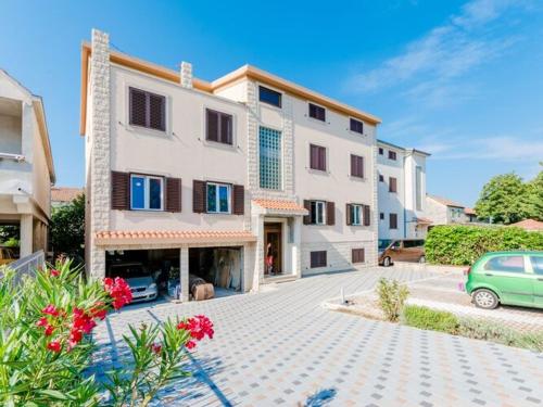 Apartment Karlo - Two Bedroom Apartment with Balcony Matani