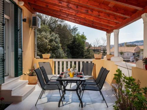 Apartment Porat