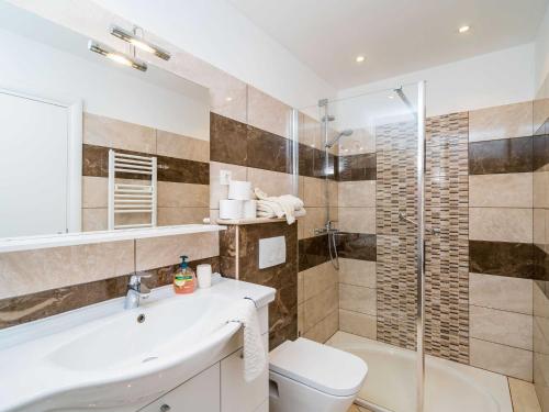 Apartment Villa Palma- Two Bedroom Apartment with Terrace and Sea View Apartman 4
