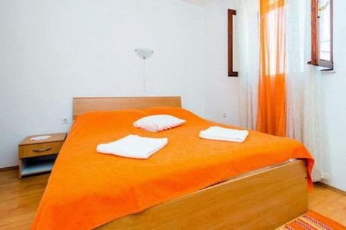 Guest House Fontana - Two Bedroom Apartment with Terrace and Sea View