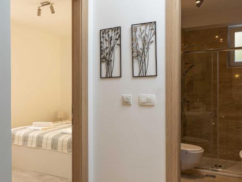 Apartment Why Not - Two Bedroom Apartment with Balcony
