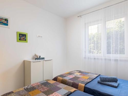 Apartment Why Not - Two Bedroom Apartment with Balcony