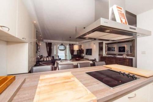 Apartment Vesna - Superior Three Bedroom Apartment with Balcony