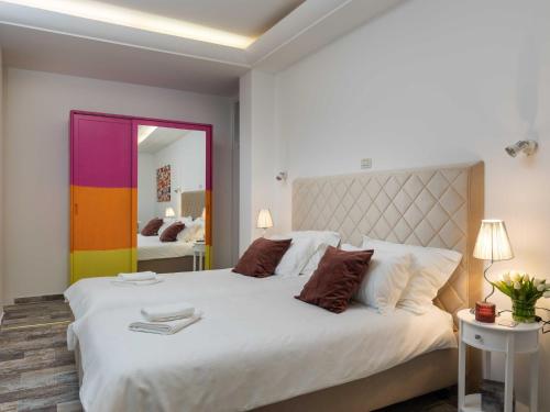 Apartments Subrenum - Superior Studio Apartment with Small Terrace S4