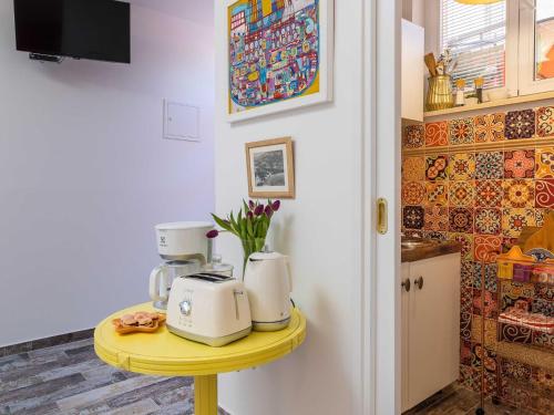 Apartments Subrenum - Superior Studio Apartment with Small Terrace S4