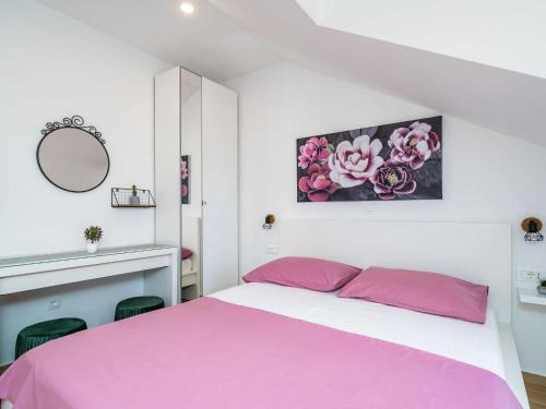 Apartment & Rooms Papa - Superior Double or Twin Room with Balcony and Partial Sea View Soba 1