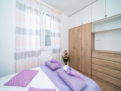 Apartment Anka - One Bedroom Apartment with Terrace