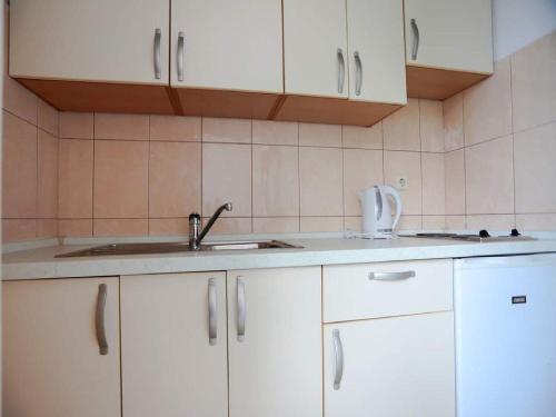Apartments Pezo - Studio with Balcony and Sea View