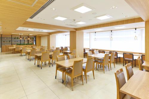 En restaurant eller et andet spisested på Hotel Consort Shin-Osaka