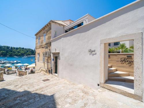 Apartments Villa Royale - Premium One Bedroom Apartment with Sea View