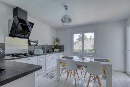 南莱潘Le Bonheur d'Accueillir - Apt de 120 m2 avec jardin的相册照片