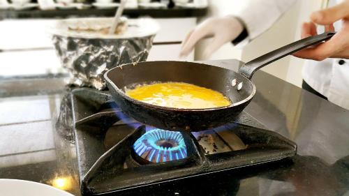 アンタルヤにあるブルー ガーデン ホテルの鍋料理人