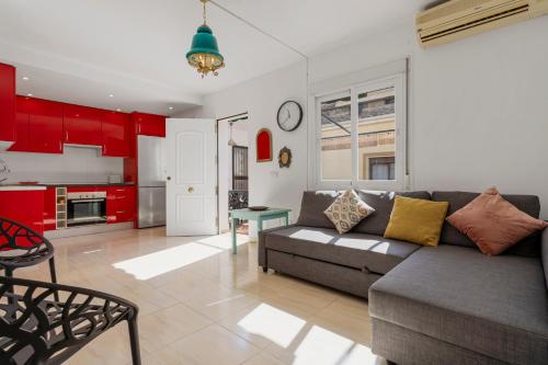 Bright rooftop by Costarentals - Ref 255