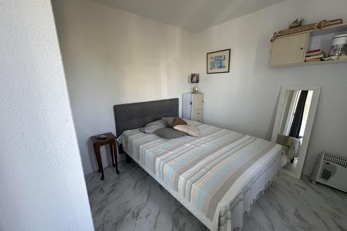 Beautiful renovated T2 - close to the beach