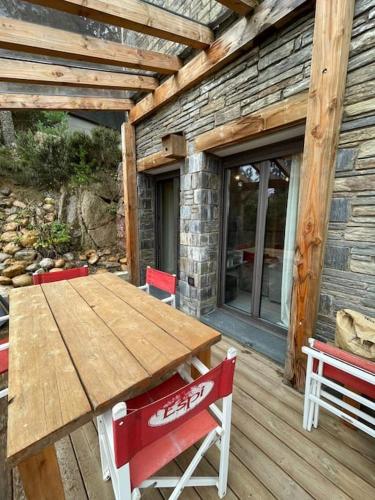 Μπαλκόνι ή βεράντα στο Superbe Appartement Chalet à Bolquère
