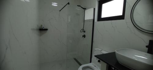 Ecolodge Self-Catering 3にあるバスルーム