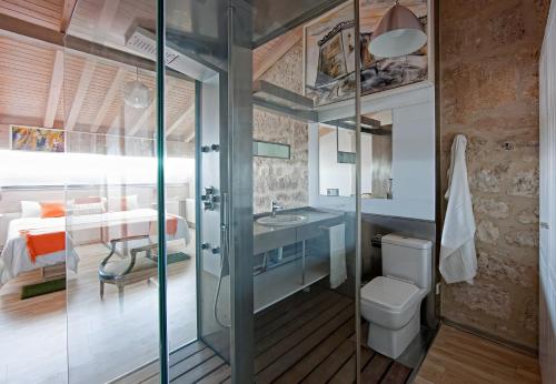 Ένα μπάνιο στο La casa vieja de Vizmalo