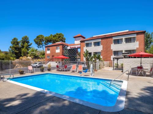 Piscina en o cerca de Ramada by Wyndham San Diego Poway Miramar