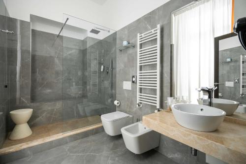Bilik mandi di Best Western Plus Hotel Genova