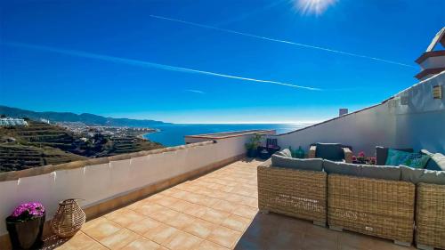 Ático en alquiler de ensueño cerca de Nerja