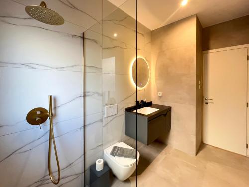 NEW! Stylish Apartment Koukaki Beautiful Balcony