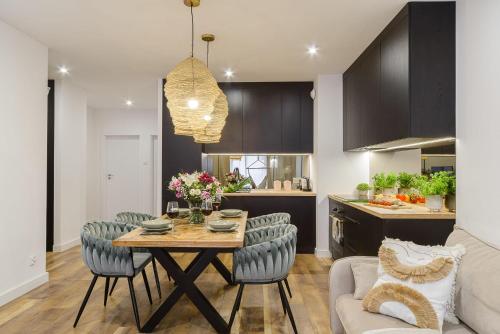 Køkken eller tekøkken på Lumina premium apartments with parking Manufactura