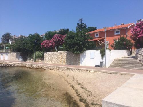 Φωτογραφία από το άλμπουμ του House Ema σε Barbat na Rabu