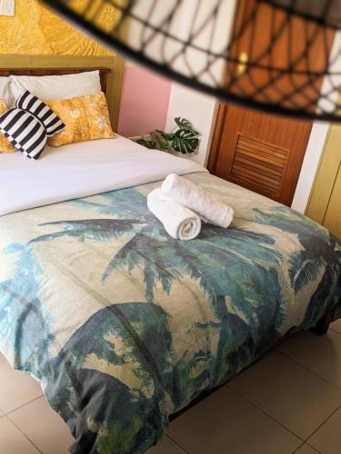 Ένα ή περισσότερα κρεβάτια σε δωμάτιο στο The Little Sanctuary -Apartment 407