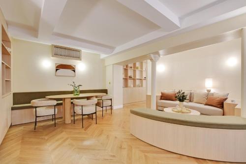 ONIRI - Serviced Apartment in Place Vendôme