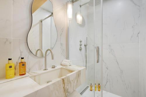 ONIRI - Serviced Apartment in Place Vendôme