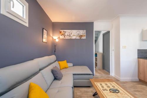 Photo de la galerie de l'établissement Cosy home with garden near Lake Annecy, à Annecy