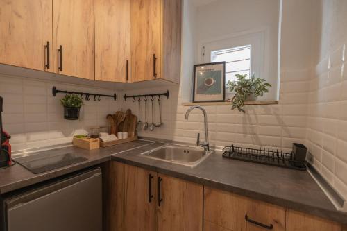 The Cozy Nest, by Jo & Key Living - City Center