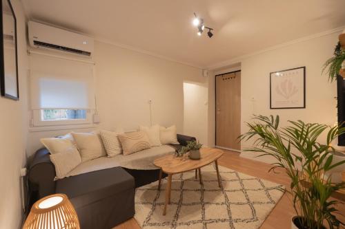 The Cozy Nest, by Jo & Key Living - City Center