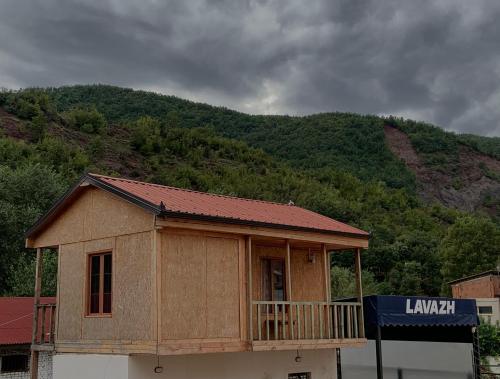 LibrazhetにあるCabin 9の山前建築家
