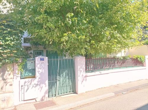Maison charmante avec climatisation pour 5 pers