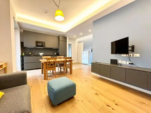 Good living photo 1