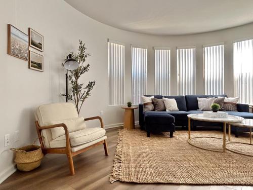 Big 3BD 2BA Apt with Pool and Gym near Venice Beach photo 10