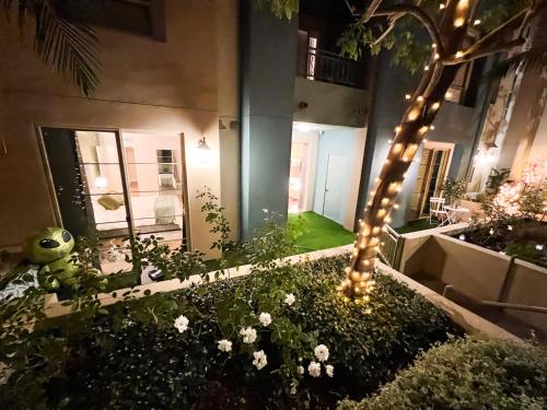 Zahrada ubytování 2 BD 2 BA in the Heart of Encino 104