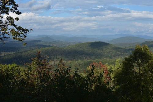 Foto dalla galleria di Ultimate Log Cabin Experience with BREATHTAKING Views a Yonah