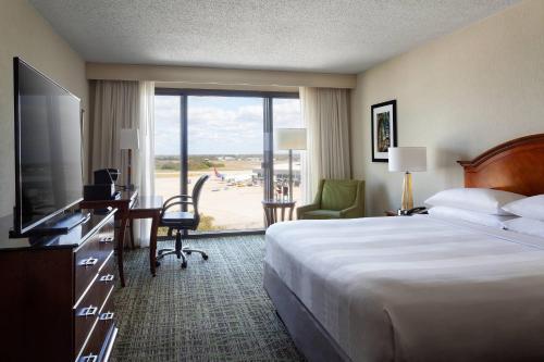 Tampa Airport Marriott Image