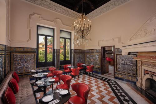 Coin salon dans l'établissement Hotel Alfonso XIII, a Luxury Collection Hotel, Seville