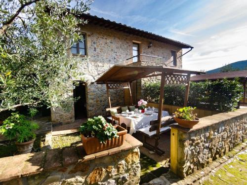 Gallery image of Spacious Cottage in Buti in Buti
